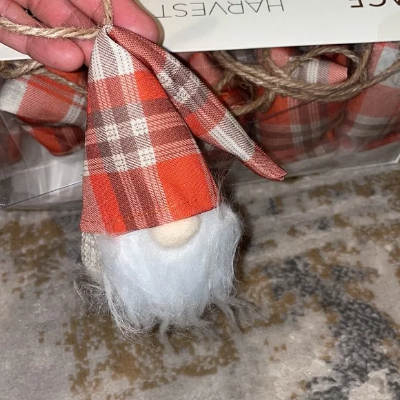 GNOME    SAGE&OAK  HARVEST GARLAND - Picture 2 of 4